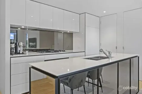 Property photo of 1 The Concourse Benowa QLD 4217