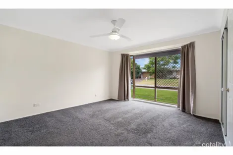 Property photo of 22 Elmhurst Crescent Flinders View QLD 4305