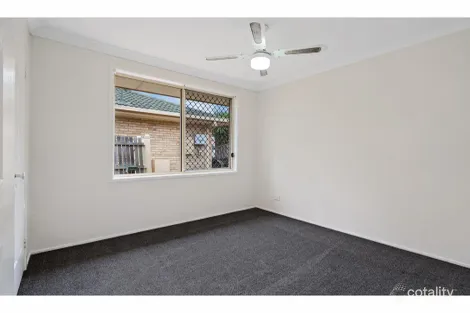 Property photo of 22 Elmhurst Crescent Flinders View QLD 4305