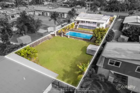 109 Turpin Rd, Labrador, QLD 4215
