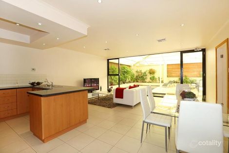 Property photo of 14 Hub Drive Aberfoyle Park SA 5159