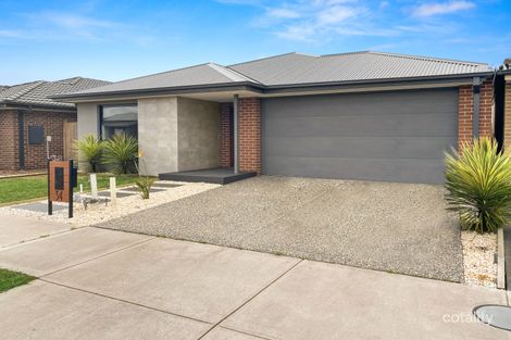 Property photo of 34 Tara Boulevard Officer VIC 3809