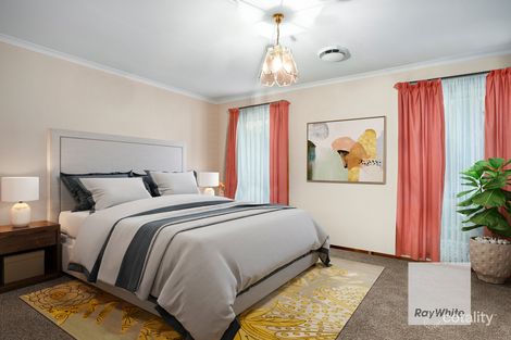 Property photo of 10 Wanaka Drive Taylors Lakes VIC 3038