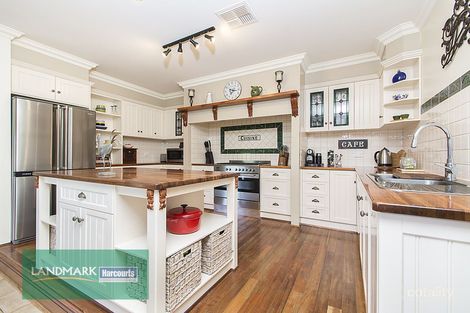 Property photo of 16 John Warren Crescent Williamstown SA 5351