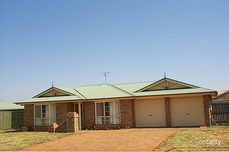 13 Rushlands St, Glenvale, QLD 4350