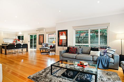 Property photo of 2/24 Forster Street Mitcham VIC 3132
