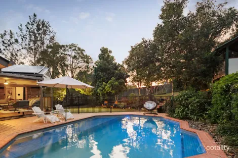 Property photo of 54 Drysdale Crescent Brookfield QLD 4069