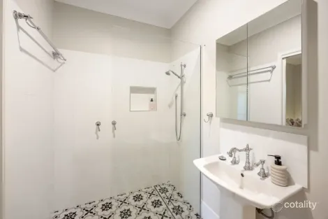 Property photo of 54 Drysdale Crescent Brookfield QLD 4069