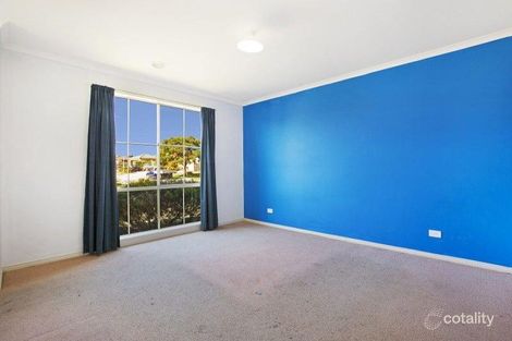 Property photo of 11 Rimes Close Cranbourne West VIC 3977