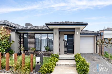 Property photo of 15 Vision Drive Hampton Park VIC 3976