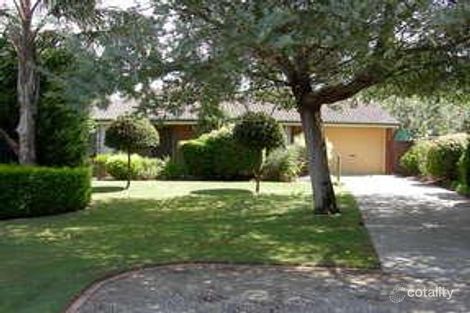 4 Dean St, Kelmscott, WA 6111