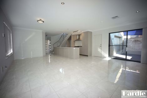 Property photo of 8A Burroughs Road Karrinyup WA 6018