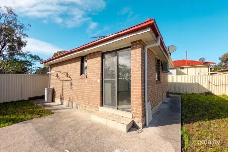 27 Karoola St, Busby, NSW 2168