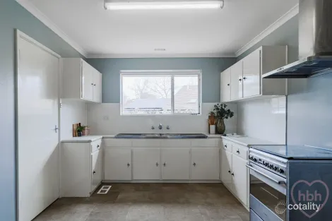 Property photo of 80 Irvine Street Watson ACT 2602