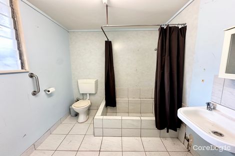 Property photo of 38 Waverley Bucasia QLD 4750