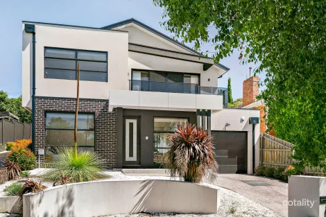 Property photo of 1/33 Hillside Crescent Maribyrnong VIC 3032