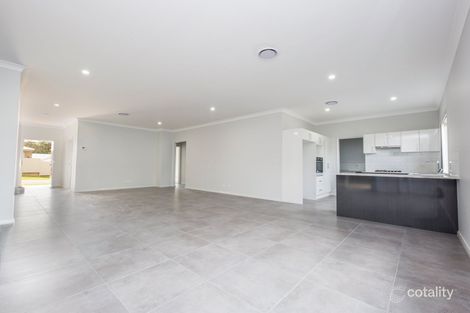 Property photo of 1 Hinchinbrook Close Ashtonfield NSW 2323