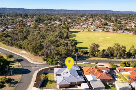 2 Upton Rd, High Wycombe, WA 6057