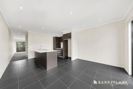 Property photo of 3 Gorman Drive Mill Park VIC 3082