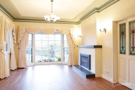 Property photo of 1 Lincoln Avenue Castlecrag NSW 2068