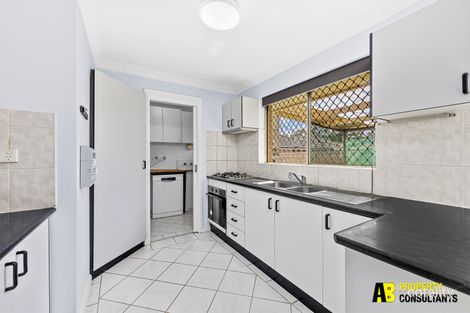 Property photo of 1/187 Targo Road Girraween NSW 2145