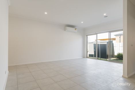 Property photo of 48 Jacana Way Armstrong Creek VIC 3217