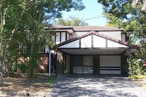 32 Pleasant Dr, Albany Creek, QLD 4035