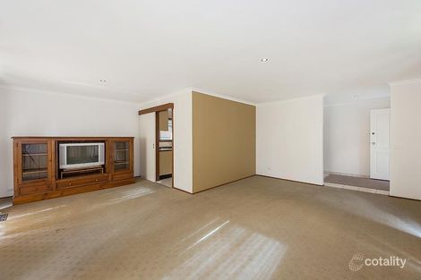 Property photo of 32 Tarlee Drive Albanvale VIC 3021