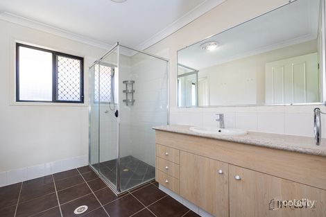 Property photo of 73 Oak Place Mackenzie QLD 4156