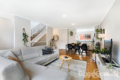 Property photo of 20 Rimfire Walk Maribyrnong VIC 3032