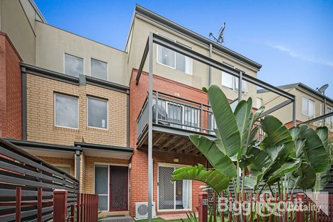 Property photo of 20 Rimfire Walk Maribyrnong VIC 3032