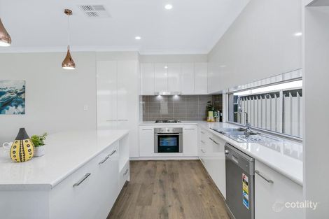 Property photo of 1 Elder Circuit Mawson Lakes SA 5095