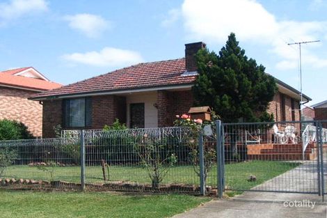 Property photo of 8 Barrow Street Revesby NSW 2212