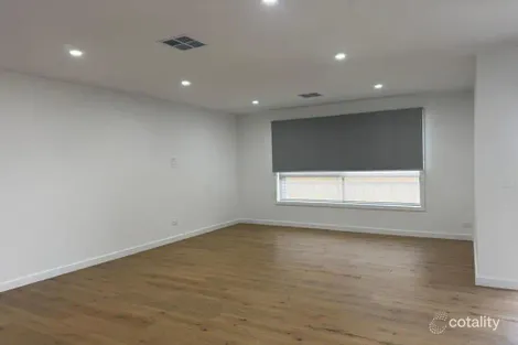 Property photo of 16 Gamon Street Mickleham VIC 3064