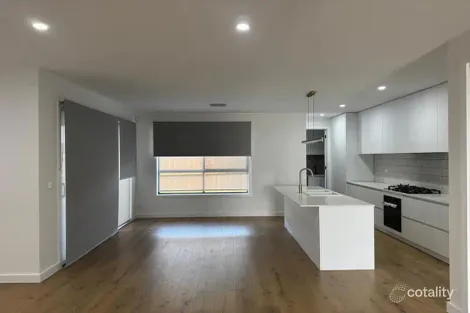 Property photo of 16 Gamon Street Mickleham VIC 3064