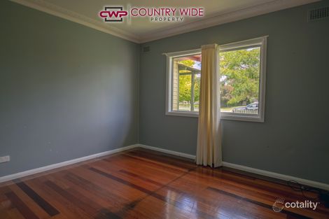 Property photo of 32 Derby Street Glen Innes NSW 2370