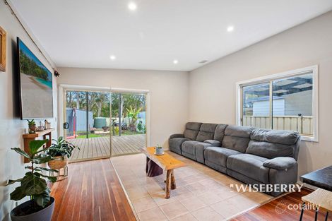 Property photo of 70 Cadonia Road Tuggerawong NSW 2259