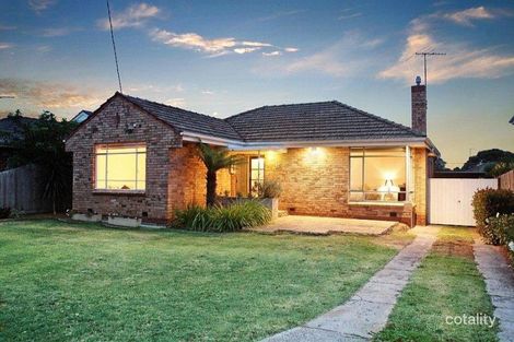 17 Huntley Rd, Bentleigh, VIC 3204