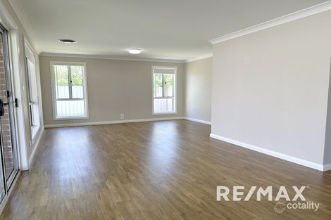 Property photo of 5 Muttama Parade Gobbagombalin NSW 2650