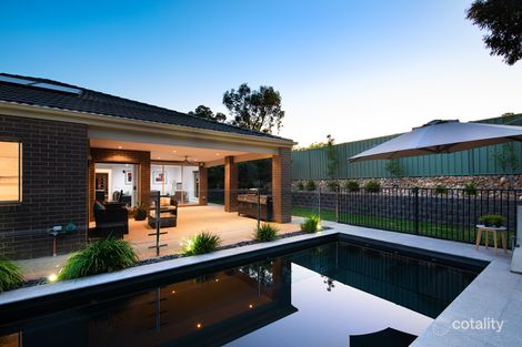 Property photo of 1 Northmoor Drive Strathdale VIC 3550