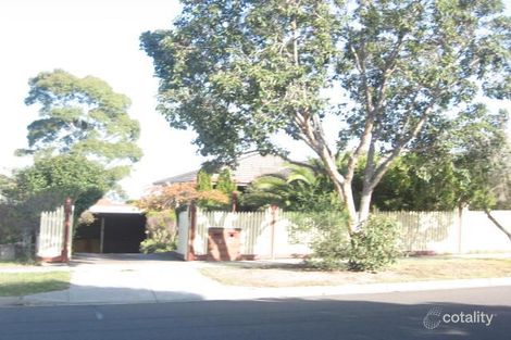 Property photo of 44 Charles Green Avenue Endeavour Hills VIC 3802