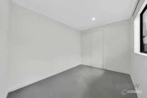 Property photo of 18 Kingdom Boulevard Weir Views VIC 3338