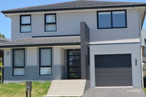 17 Pendergast Ave, Minto, NSW 2566