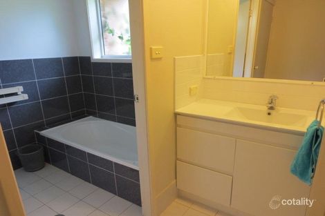 Property photo of 19 Silvereye Close Boambee East NSW 2452