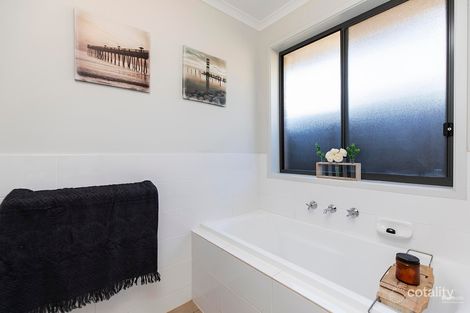 Property photo of 7 Karko Drive Moana SA 5169