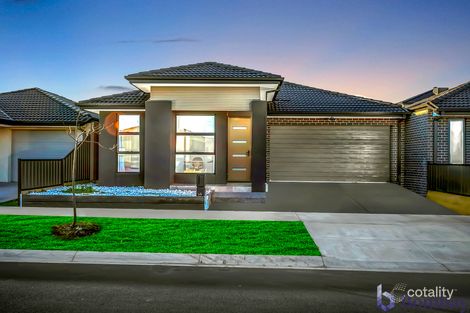 Property photo of 46 Kangaroo Road Craigieburn VIC 3064