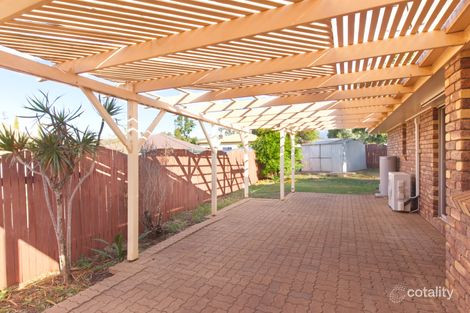 24 Robb St, Oakey, QLD 4401