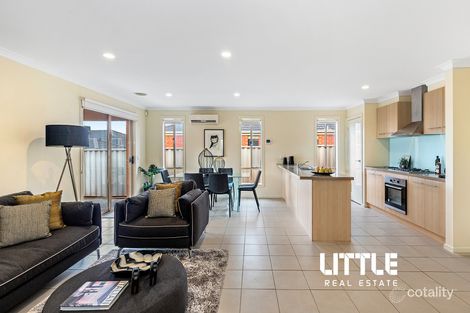 Property photo of 12 Cable Circuit Craigieburn VIC 3064