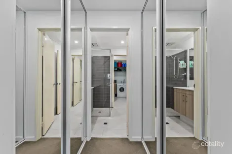 Property photo of 2/2 Rowe Avenue Rivervale WA 6103