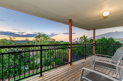 Property photo of 18 Tara Vista Boulevard Highland Park QLD 4211